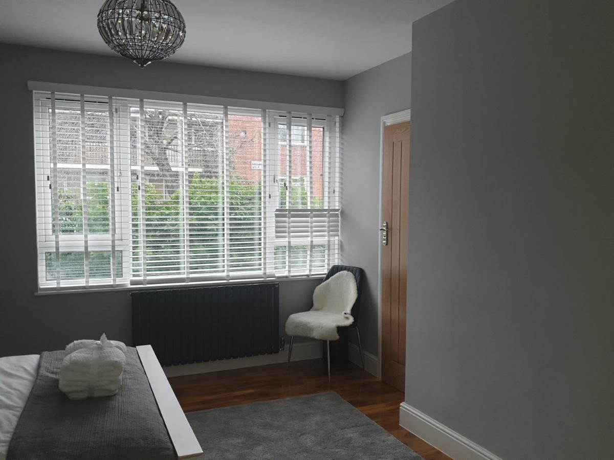 Arsenal Highbury & Islington Beautifully Presented Bed & Breakfast Londra Exterior foto